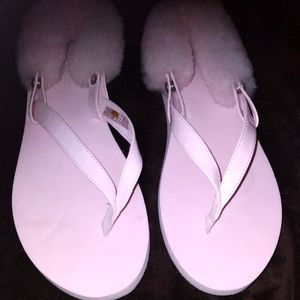 Ugg pink flip flops size 10